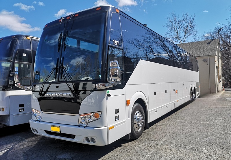 coach bus reantal New York