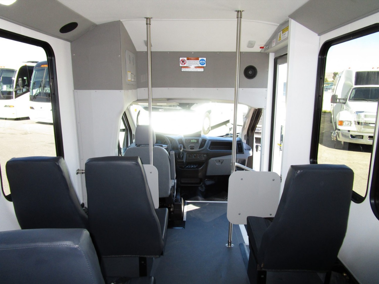 usa minibus rental fleet