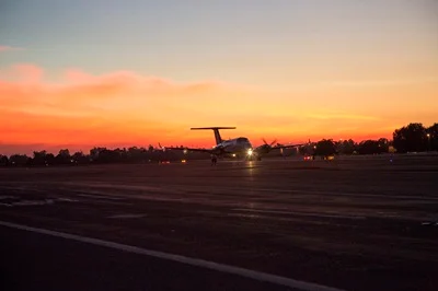 John Wayne Airport (SNA)